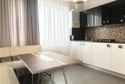 Apartament cu 4 camere decomandat, mobilat în Nord - 23