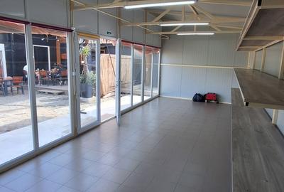 Spațiu comercial, de 31 mp, în Central - 3