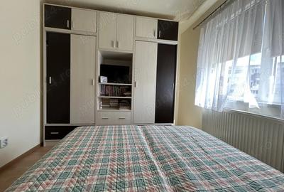 Vand apartament cu 2 camere in Campia Turzii