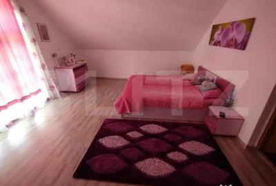 Casă cu 7 camere cu Teren 2900 Mp în Central - 2