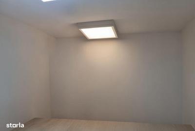 Spațiu comercial, de 70 mp, în Central - 5