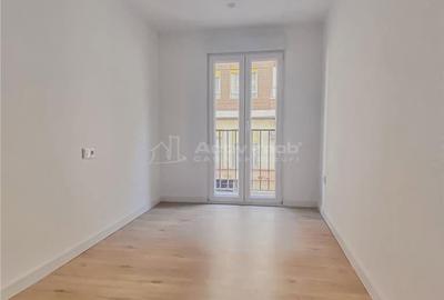Apartament cu 4 camere decomandat în Central - 4
