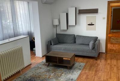 Apartament cu 3 camere semidecomandat în Circumvalațiunii - 2