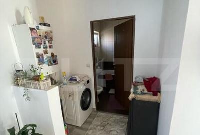Casă cu 3 camere cu Teren 3000 Mp în Central - 2