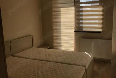Apartament cu 3 camere decomandat în Central - 1