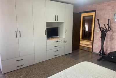 Casa de situata la Vanatori , parter si mansarda , 168 mp , - 31