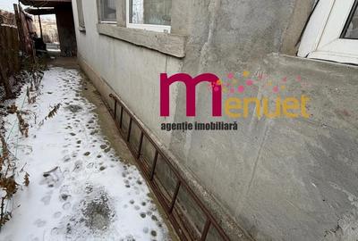 Casă cu 5 camere cu Garaj în Central - 4