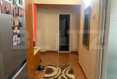 Apartament 2 camere, 54 mp, decomandat, zona Independentei