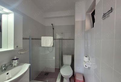 Casă cu 14 camere cu Teren 300 Mp în Eforie - 2