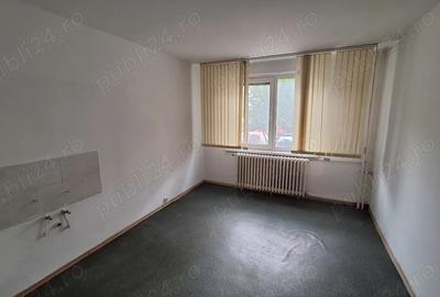 Apartament spa?ios cu 4 camere in zona Pie?ei Rahova - 7
