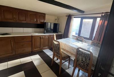 Casă cu 3 camere în Central - 8