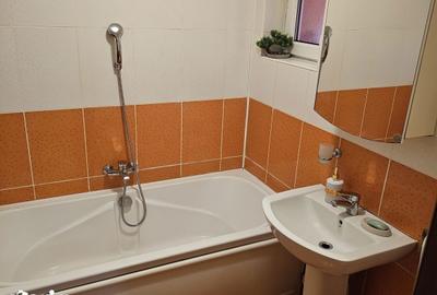 Apartament cu 3 camere decomandat, mobilat în Titan - 9