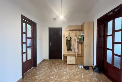 Apartament cu 3 camere decomandat, mobilat în Central - 9
