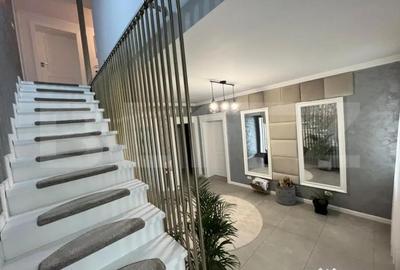 Casă cu 5 camere cu Teren 692 Mp în Central - 4