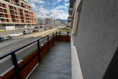 Apartament cu 2 camere decomandat, mobilat în Tractorul - 6