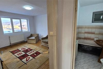 Apartament cu 3 camere în Molid - 8