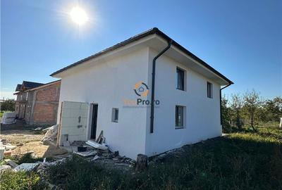 Casă cu 3 camere cu Teren 200 Mp în Central - 11