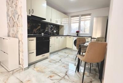 Apartament cu 2 camere decomandat, mobilat în 7 Noiembrie - 1
