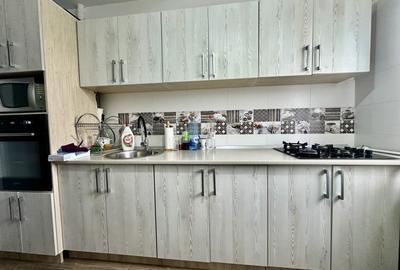 Apartament luminos cu 3 camere, decomandat, aproape de scoli - 165.000 EUR - 13