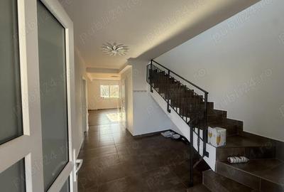 Casă cu Teren 400 Mp în Utvin - 4