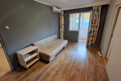 Vand apt. 3 cam., semi-decomandat, Inel 2 - 1