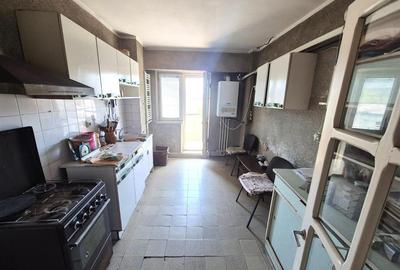 Apartament cu 2 camere decomandat în Călărași - 3