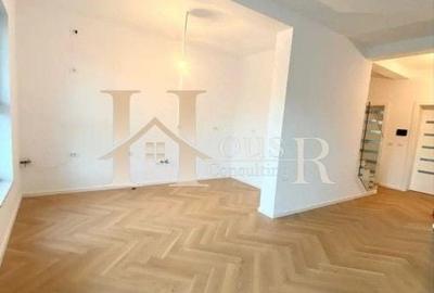 Duplex cu 5 camere cu Canalizare în Dumbrăvița - 2