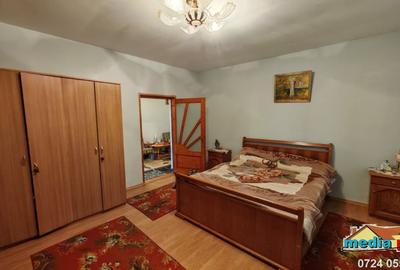 Casă individuală cu 4 camere cu Teren 2422 Mp în Foltești - 5