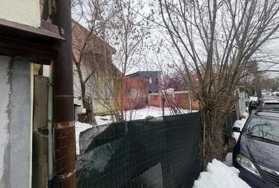 Teren de 11 mp, în Drumul Sării - 3