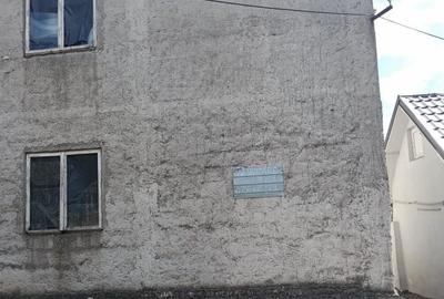 Casă cu 4 camere în Albești - 2