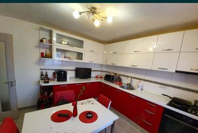 Casă cu 3 camere în Bariera Vâlcii - 1