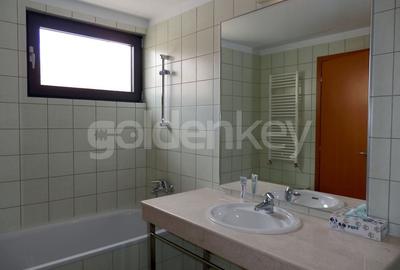 Apartament spatios cu 5 camere in complex rezindetial - 13