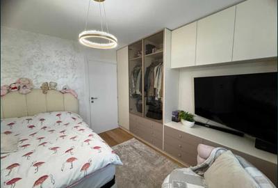Apartament cu 3 camere decomandat în Tractorul - 6