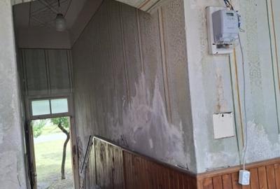 Casa din caramida pentru renovat  3 camere in Nadlac - 8