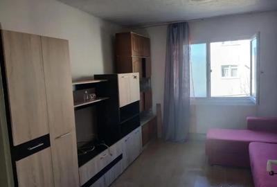 Garsonieră în Tractorul