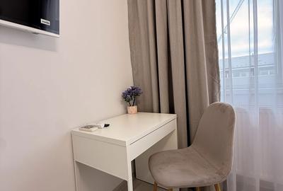 Garsonieră în Roșu