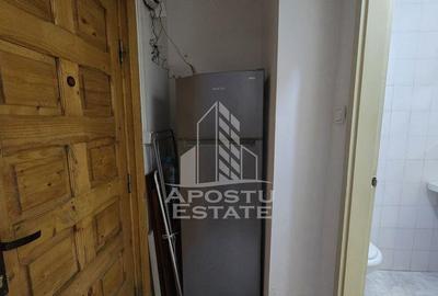 Garsoniera cu bucatarie separata, zona Badea Cartan - 2