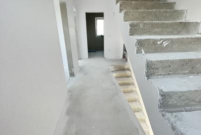 Comision 0% -Triplex  P+1E+M-Sacalaz -finisaje la alegere - 48