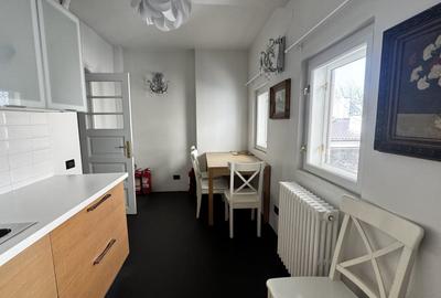 Apartament cu 4 camere decomandat, mobilat în Victoriei - 9