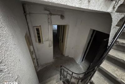 Casă cu 8 camere cu Teren 132 Mp în Gara de Nord - 9