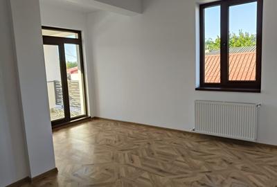 Proprietar,vând vila nouă,zona Cora Brătianu Constanța - 12