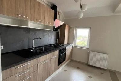 Apartament cu 3 camere semidecomandat în Dâmbovița - 4