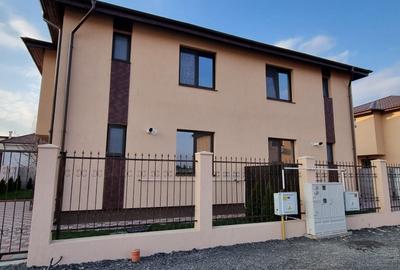 Duplex cu 4 camere cu Canalizare în Nord - 30