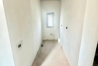 Casă individuală cu 7 camere cu Canalizare în Central - 3