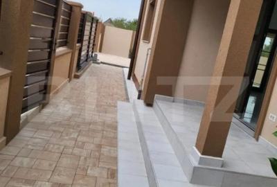 Casă cu 5 camere cu Teren 150 Mp în Central - 5