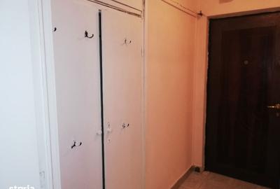 Apartament cu 2 camere semidecomandat în Iancului