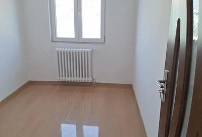 Apartament cu 3 camere semidecomandat în Goruni - 5