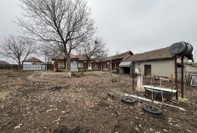 Casă cu 4 camere în Păuleasca - 6