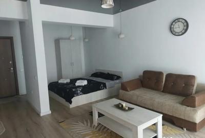 Apartament cu 2 camere semidecomandat în Central - 1
