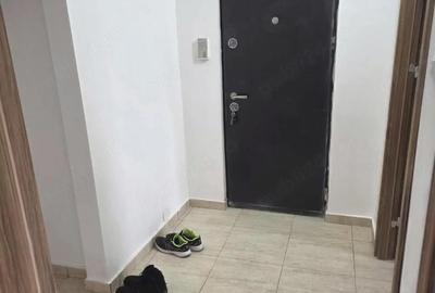 Apartament cu 3 camere decomandat în Găvana